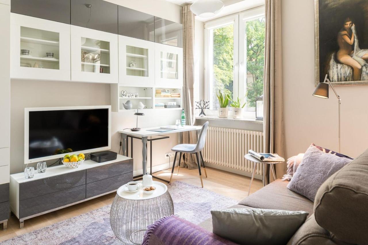 Rent Like Home - Nowy Swiat 47A Varšava Exteriér fotografie